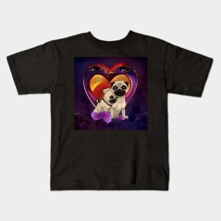 Little pug in love Kids T-Shirt